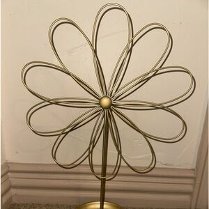 Gold Flower Photo Holder and Room Organizer
